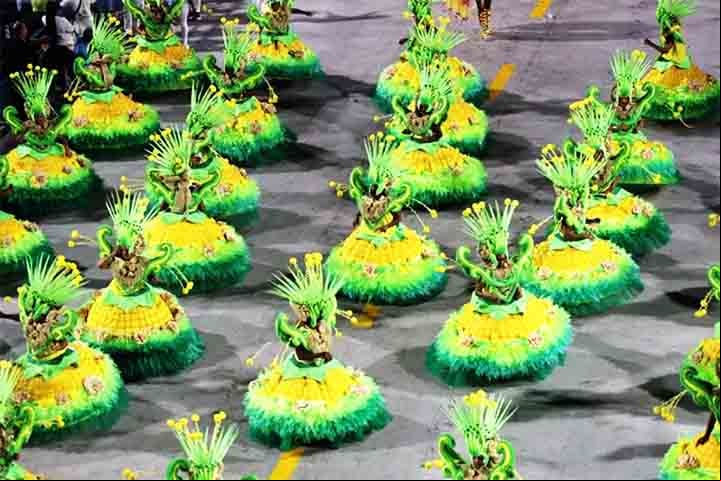 Em 2026, ela substituirá a Unidos de Padre Miguel, que foi rebaixada ao terminar em último lugar no desfile do Grupo Especial.