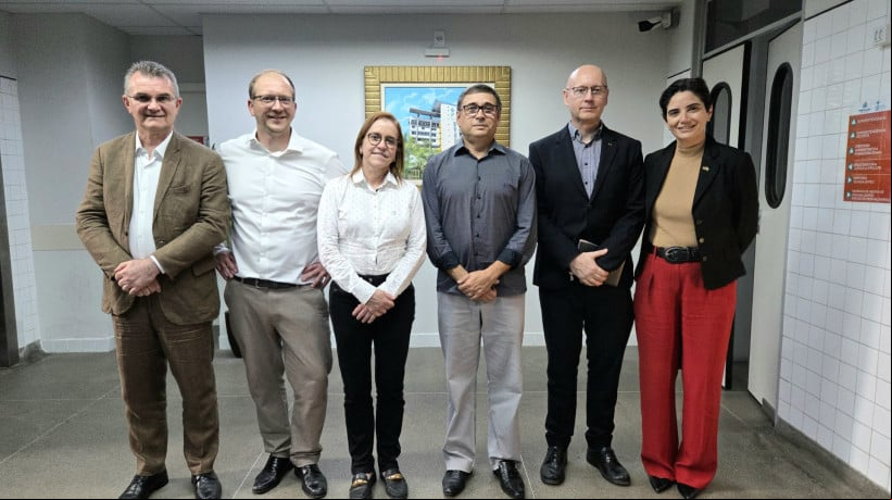 Riane Azevedo, secretÃ¡ria da SaÃºde de Fortaleza, recebeu comitiva 